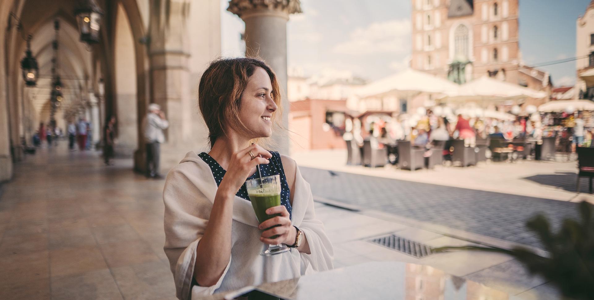 Pfingstferien: Jetzt Reisegeld online wechseln und nach Hause liefern lassen